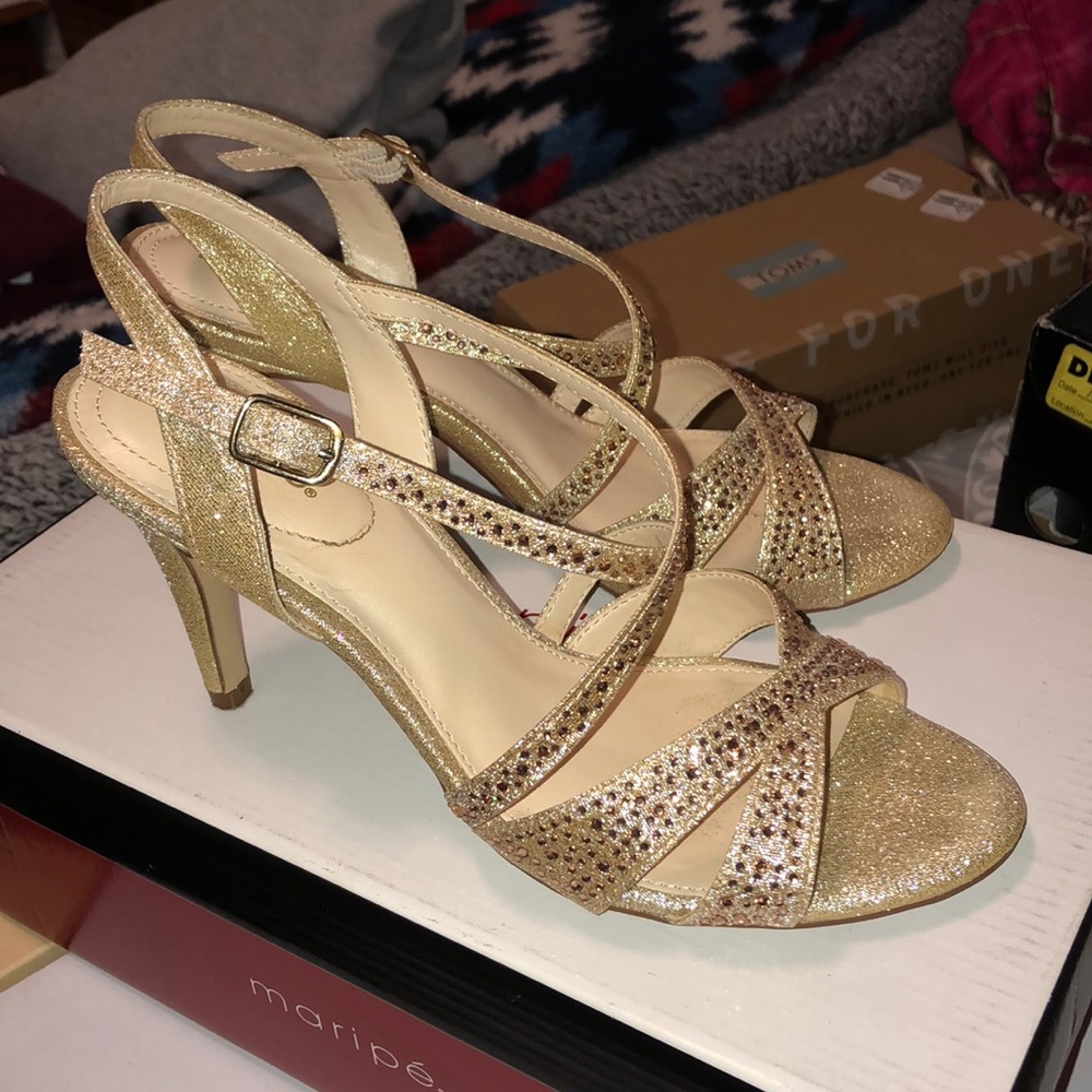 Gold sparkle heels